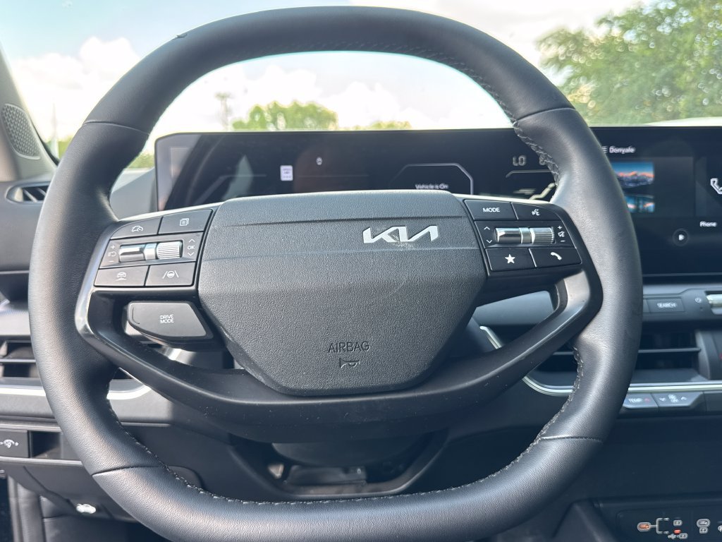 Used 2025 Kia K4 EX FWD image 18