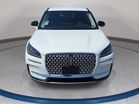 Certified 2024 Lincoln Corsair AWD image 2