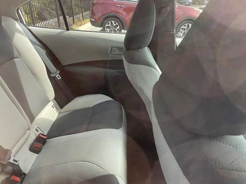 Used 2023 Toyota Corolla LE FWD image 9