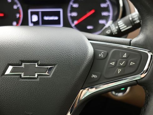 Used 2019 Chevrolet Cruze Premier w/ Sun And Sound Package FWD image 28