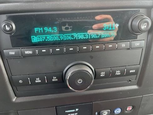 Used 2023 GMC Savana 2500 Work Van w/ Driver Convenience Package image 27