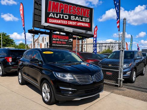 Used 2018 Lincoln MKC Premiere AWD/4WD image 1
