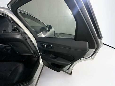 Used 2023 Volvo XC60 B5 Plus w/ Climate Package image 31