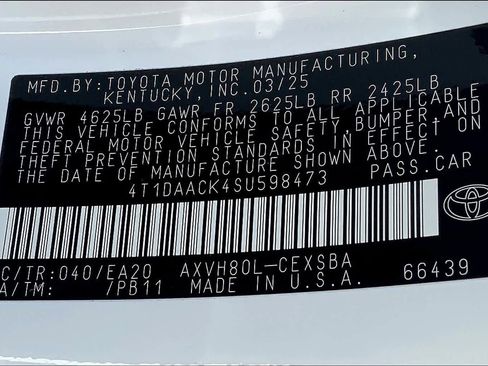 Used 2025 Toyota Camry SE image 32