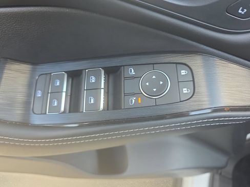 Used 2025 Nissan Rogue SL w/ SL Premium Package AWD/4WD image 27
