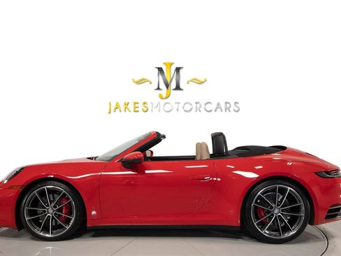 Used 2021 Porsche 911 Carrera S image 2