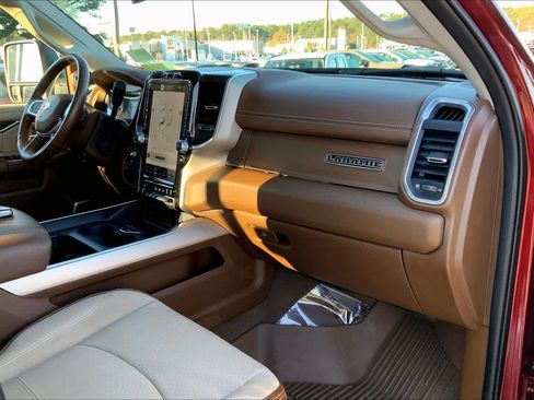Used 2023 RAM 3500 Laramie image 17