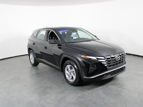 Certified 2024 Hyundai Tucson SE image 11