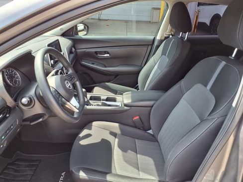 Used 2024 Nissan Sentra SV FWD image 16