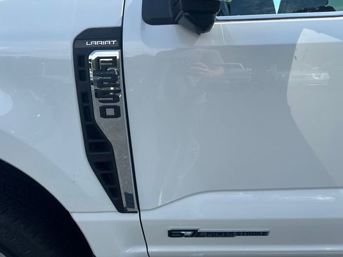 New 2026 Ford F250 Lariat w/ Chrome Package image 9