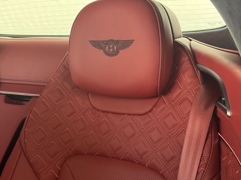 Certified 2023 Bentley Continental GT Azure image 21