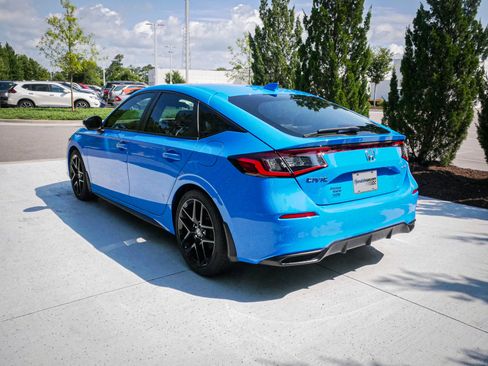 Used 2024 Honda Civic Sport image 9