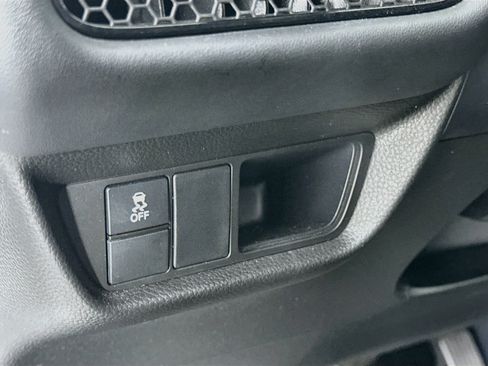Used 2024 Honda HR-V LX image 16