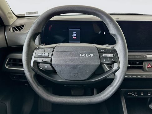 Used 2025 Kia K4 FWD image 18