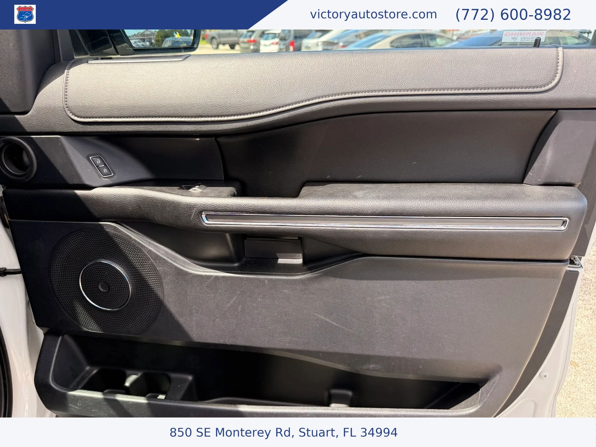 Used 2020 Ford Expedition Max XLT w/ Equipment Group 202A AWD/4WD image 24