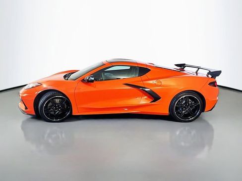 Used 2020 Chevrolet Corvette Stingray Premium Cpe w/ 3LT Preferred Equipment Group image 4