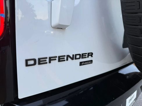 Used 2023 Land Rover Defender 110 X-Dynamic SE AWD/4WD image 39