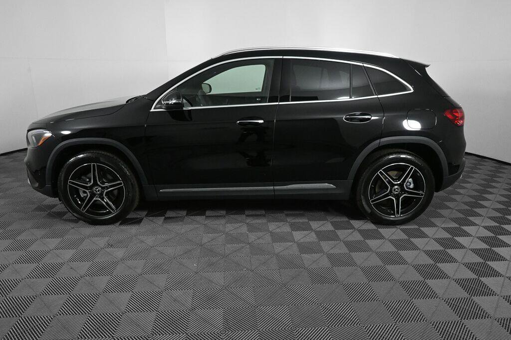 Used 2026 Mercedes-Benz GLA 250 image 3