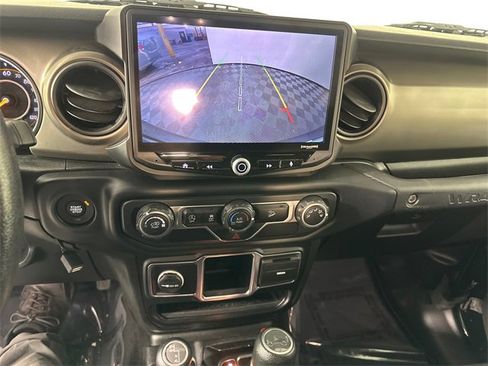 Certified 2019 Jeep Wrangler Unlimited Sport image 27