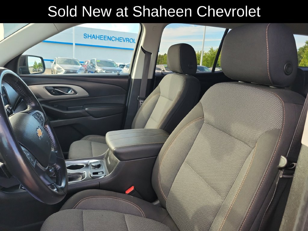 Used 2021 Chevrolet Traverse LT FWD image 6