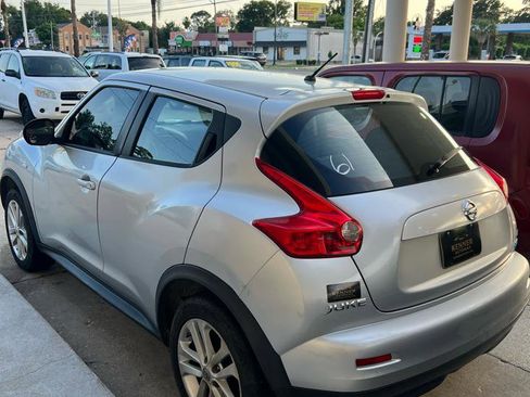 Used 2013 Nissan Juke S AWD/4WD image 3