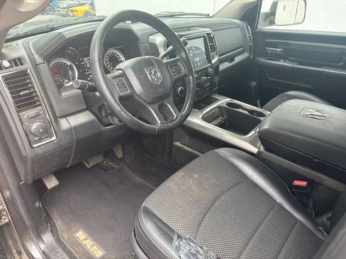 Used 2018 RAM 2500 Big Horn w/ Sport Appearance Group AWD/4WD image 3