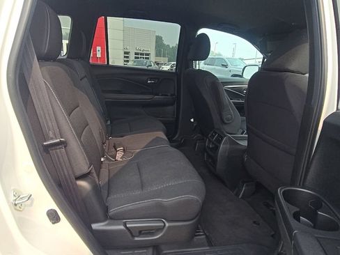 Used 2021 Honda Passport Sport image 24