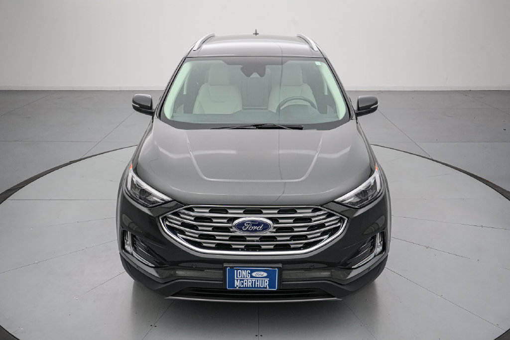 Certified 2024 Ford Edge Titanium AWD/4WD image 9