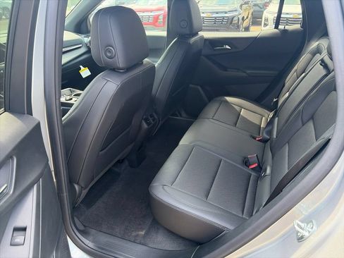 New 2027 Chevrolet Equinox LT w/ Convenience Package II AWD/4WD image 11