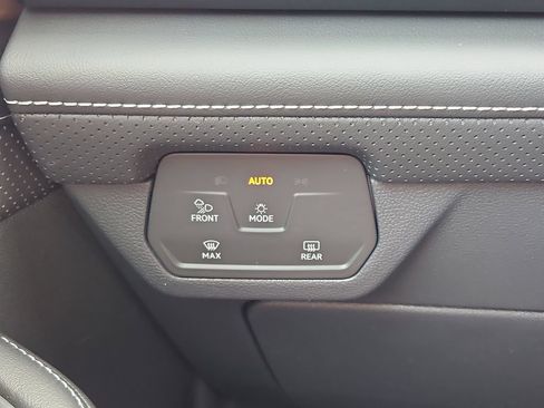 New 2026 Volkswagen Atlas SE AWD/4WD image 10