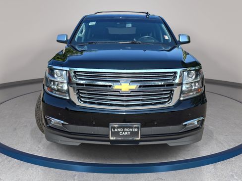 Used 2019 Chevrolet Tahoe Premier w/ Premier Plus Edition AWD/4WD image 2