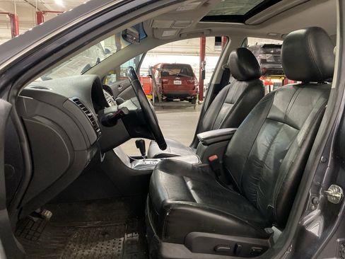 Used 2012 Nissan Altima 3.5 SR w/ Sport Pkg image 9