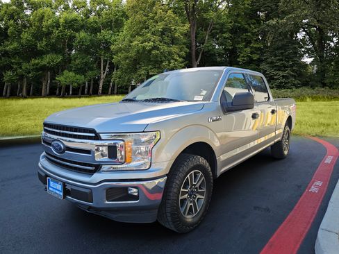 Used 2020 Ford F150 XLT w/ Trailer Tow Package AWD/4WD image 3