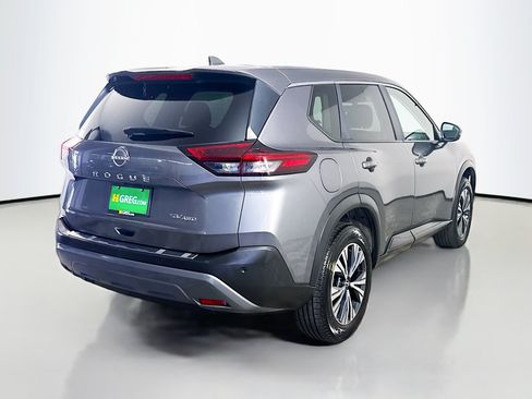 Used 2022 Nissan Rogue SV AWD/4WD image 10
