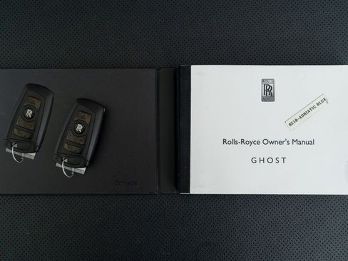 Used 2010 Rolls-Royce Ghost image 21