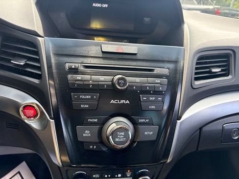 Used 2018 Acura ILX FWD image 19