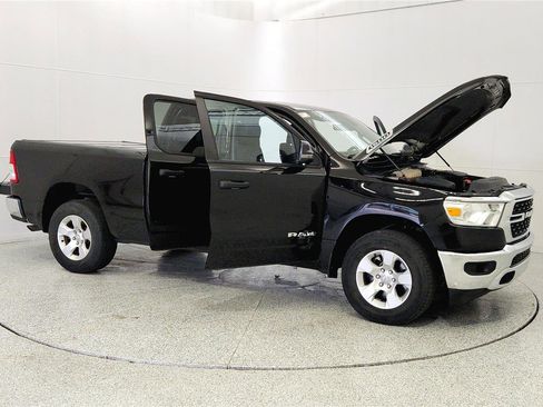 Used 2023 RAM 1500 Big Horn AWD/4WD image 9