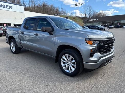 Used 2024 Chevrolet Silverado 1500 Custom image 7