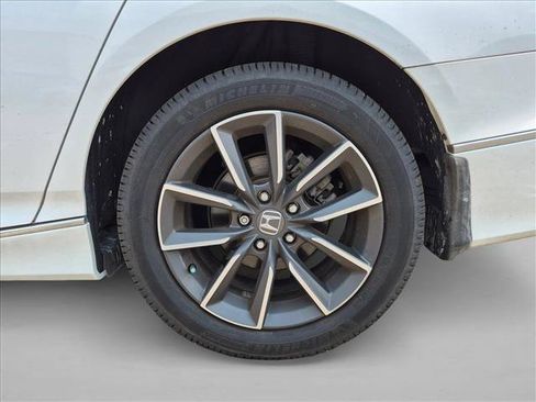 Used 2021 Honda Accord EX-L image 18