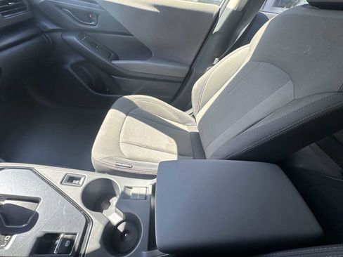 Used 2024 Subaru Crosstrek 2.0i image 21