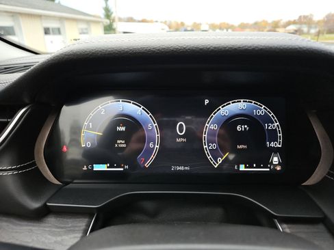 Used 2023 Jeep Grand Cherokee Limited image 20