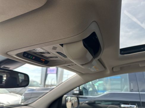 Used 2018 GMC Acadia Denali AWD/4WD image 80