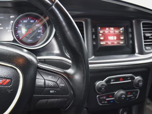 Used 2015 Dodge Charger SE image 24