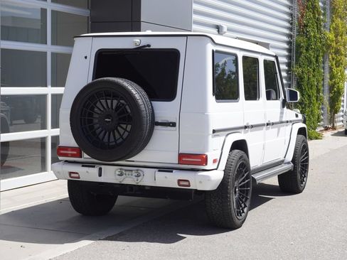 Used 2015 Mercedes-Benz G 550 image 2