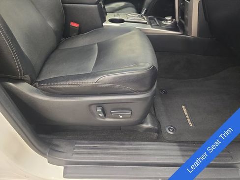 Used 2022 Toyota 4Runner Limited AWD/4WD image 10