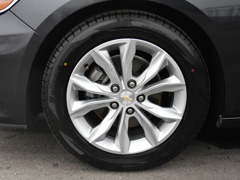 Used 2023 Chevrolet Malibu LT image 12