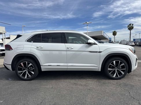 New 2026 Volkswagen Atlas Cross Sport SEL Premium R-Line image 6