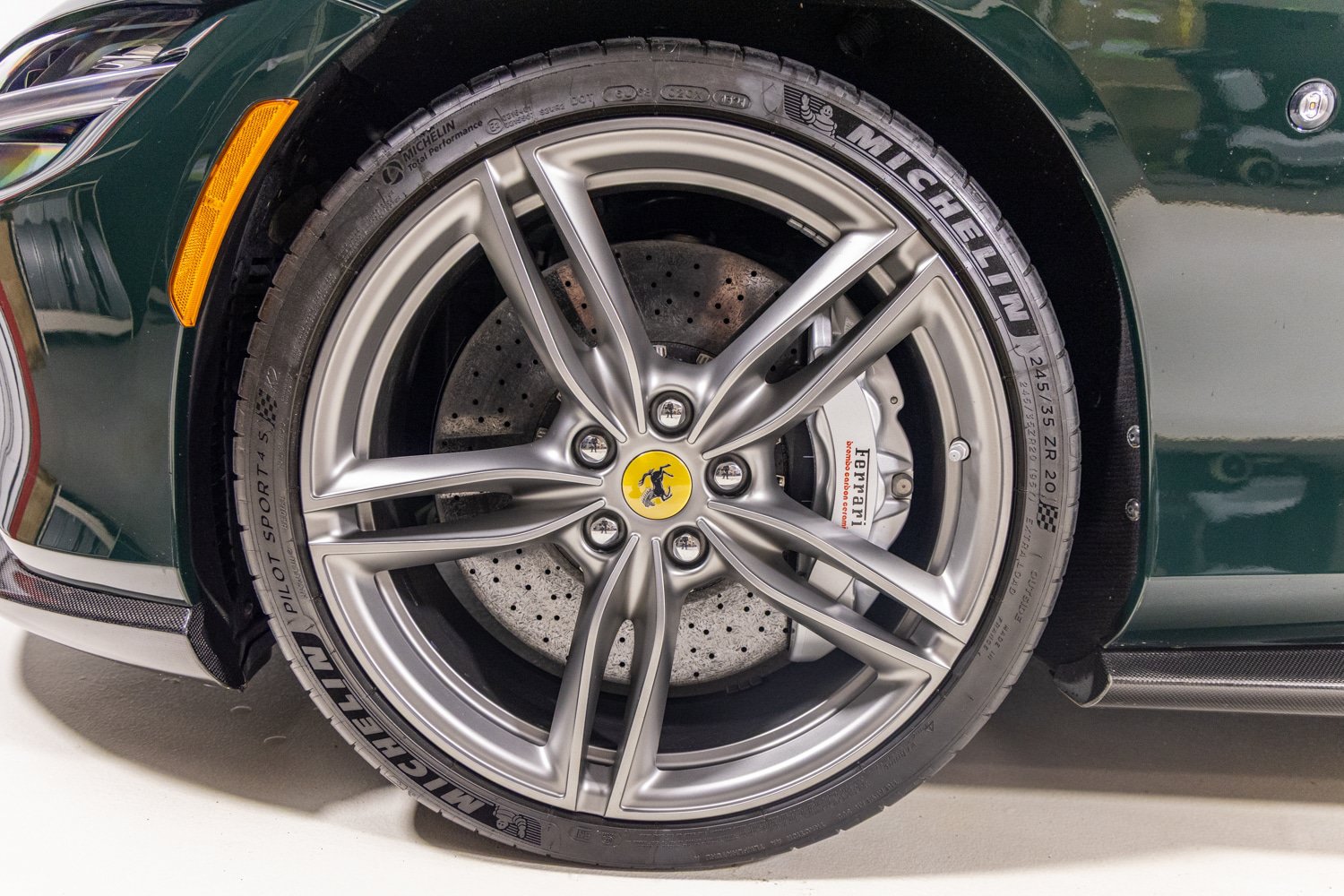 Used 2021 Ferrari Roma RWD image 12