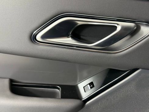 New 2026 Land Rover Range Rover Velar S image 21