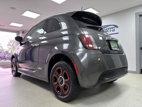 Used 2018 FIAT 500 e w/ Esport Package FWD image 5